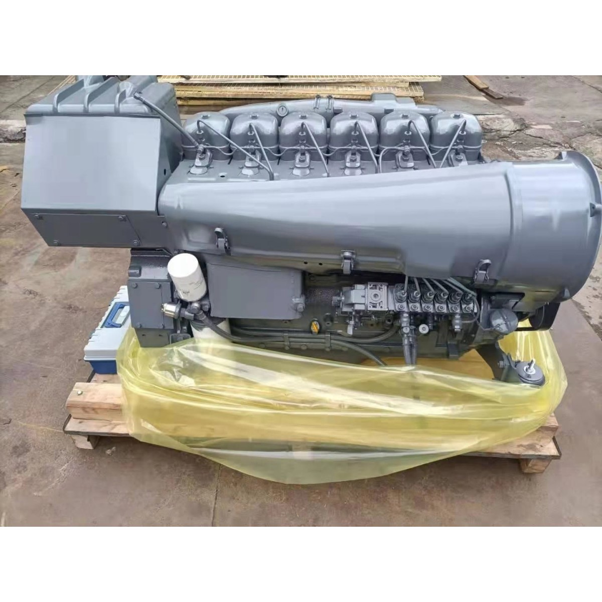 เครื่องยนต์ดีเซล ดอยซ์ DEUTZ  BF6L914/C