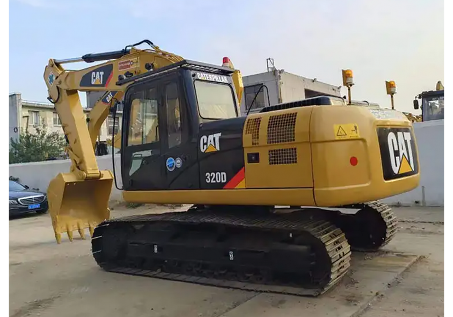 แม็คโคร cat 320d ราคามือ 2