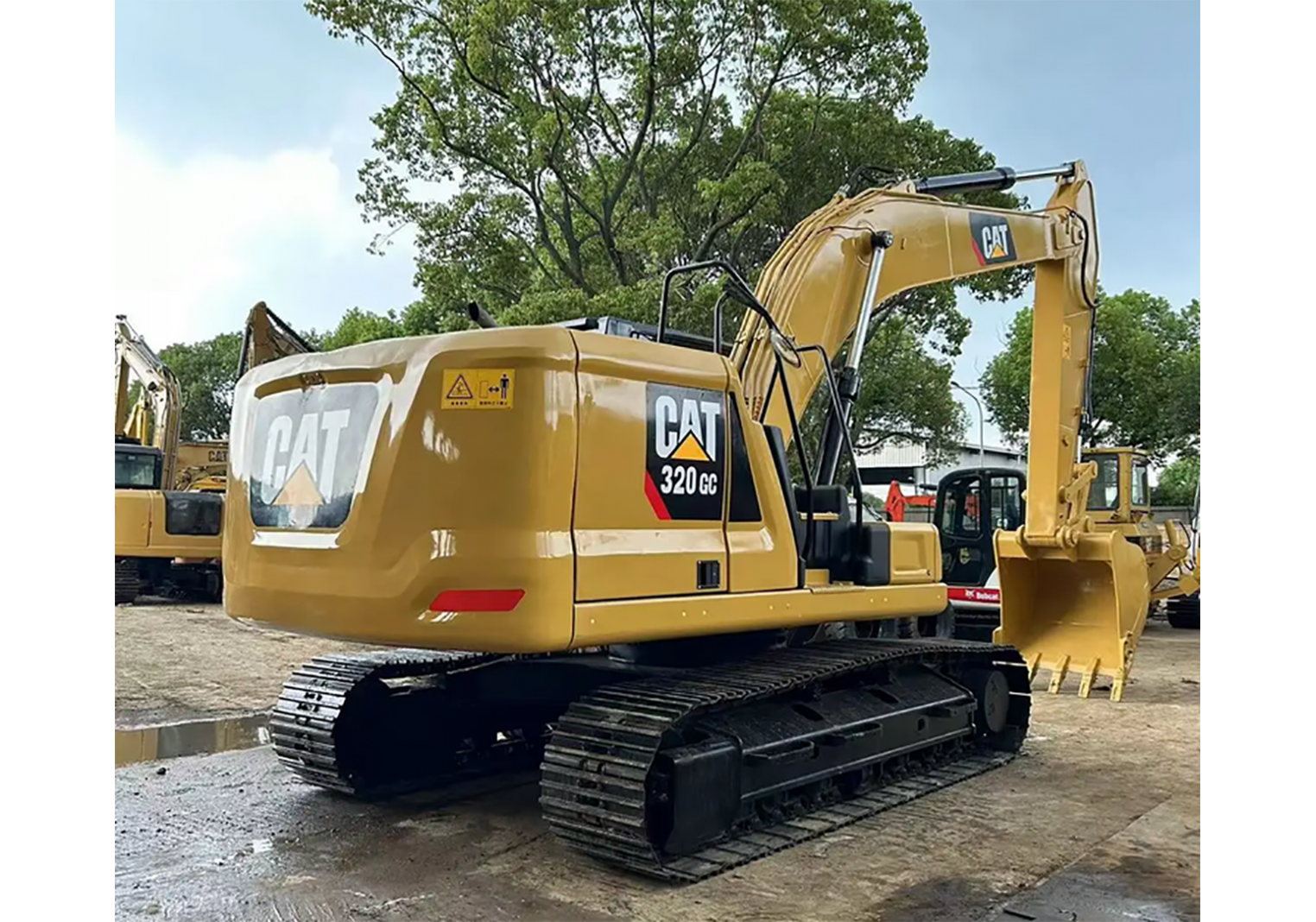 รถแม็คโคร CAT 320 ราคา 