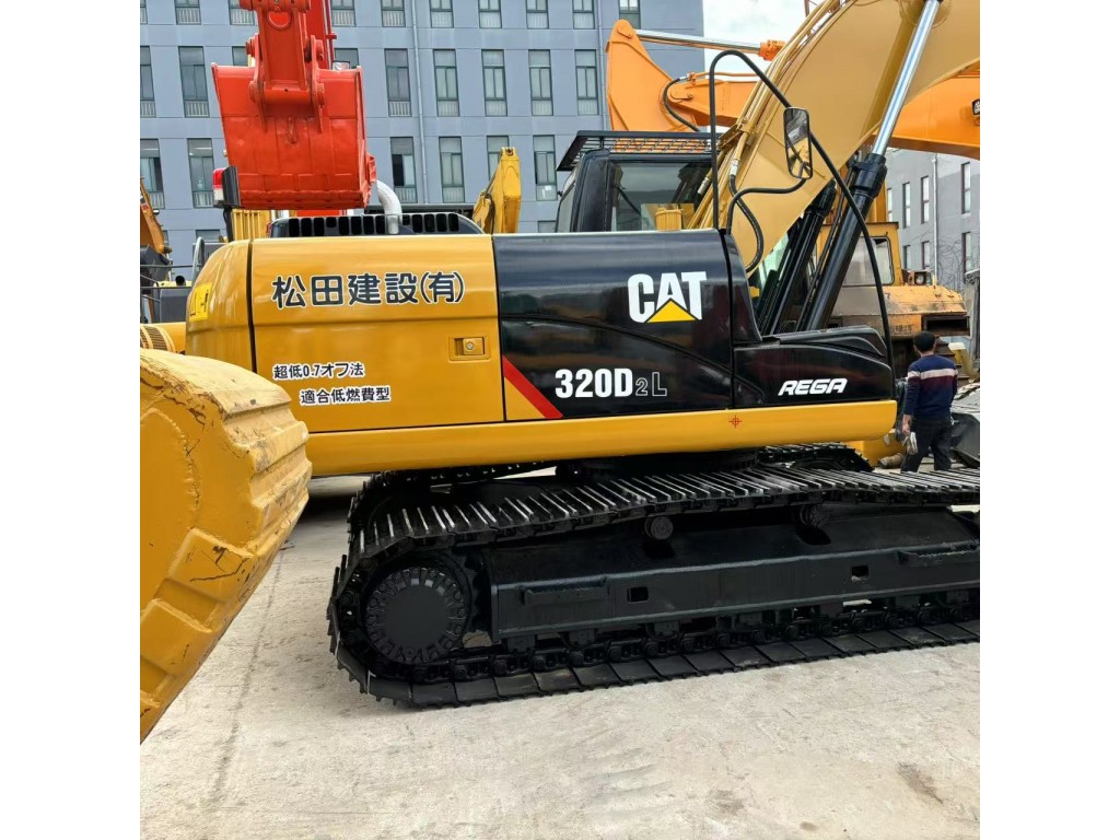 รถขุด CAT 320D2 มือสอง ราคา