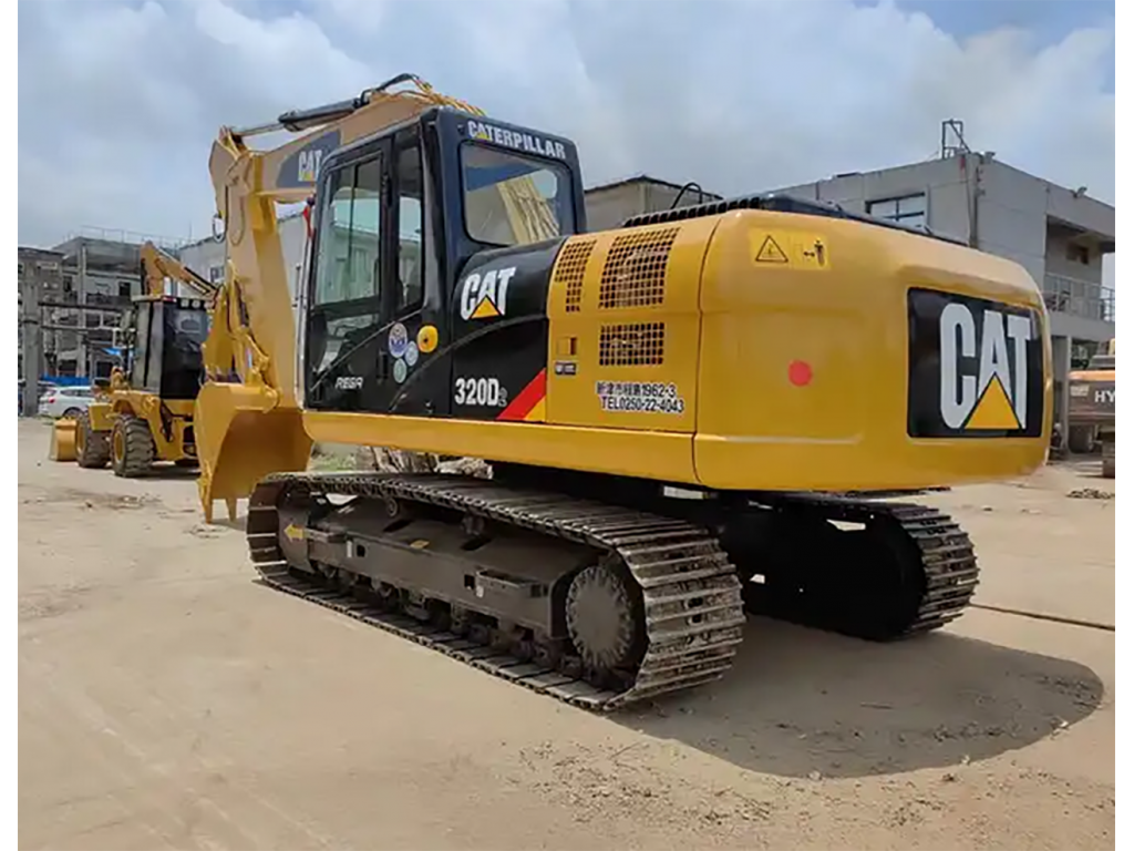 รถขุด CAT 320D2L มือสอง สภาพใหม่