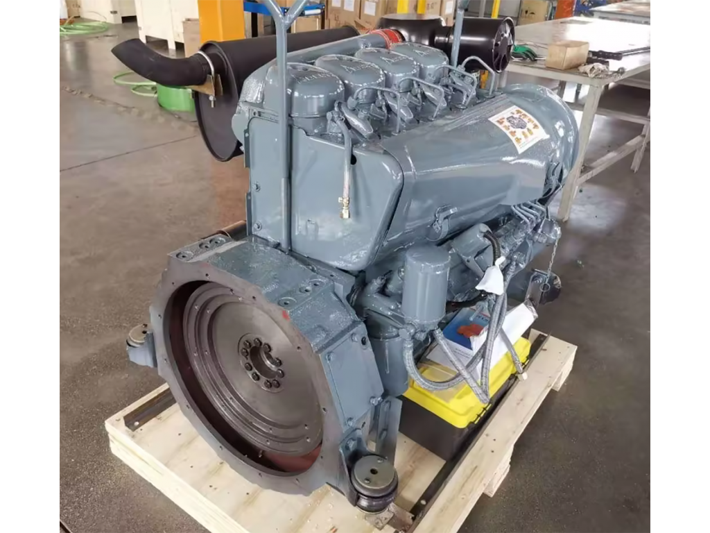 เครื่องดอยซ์ (DEUTZ) 4 สูบ F4L 912